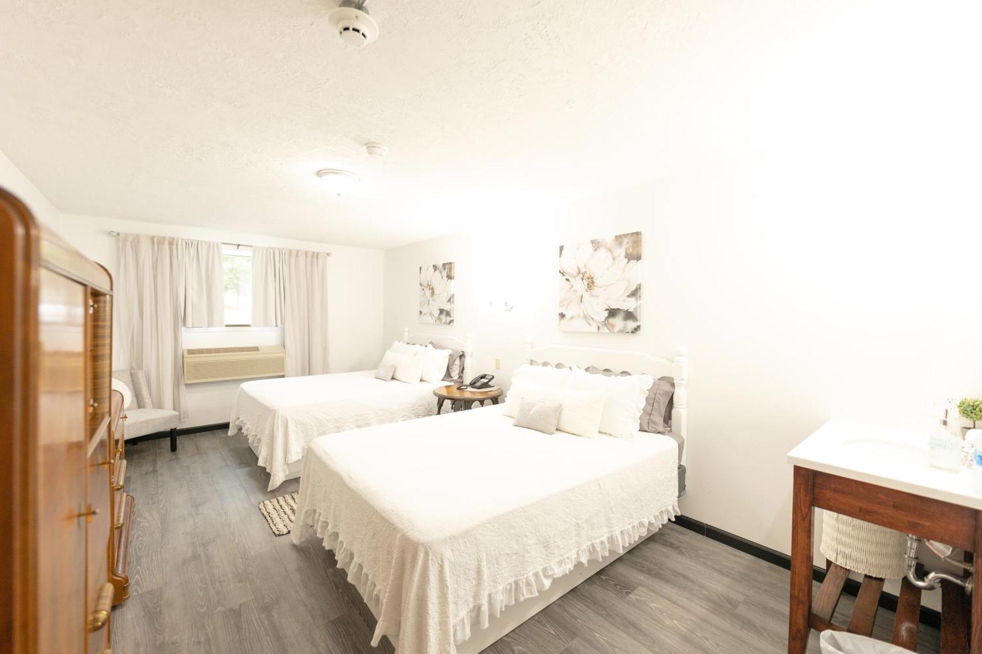Ec Reed'S Mercantile And Hotel Marble Hill Quarto foto